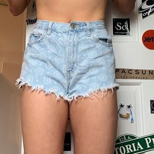 HOLLISTER JEAN SHORTS